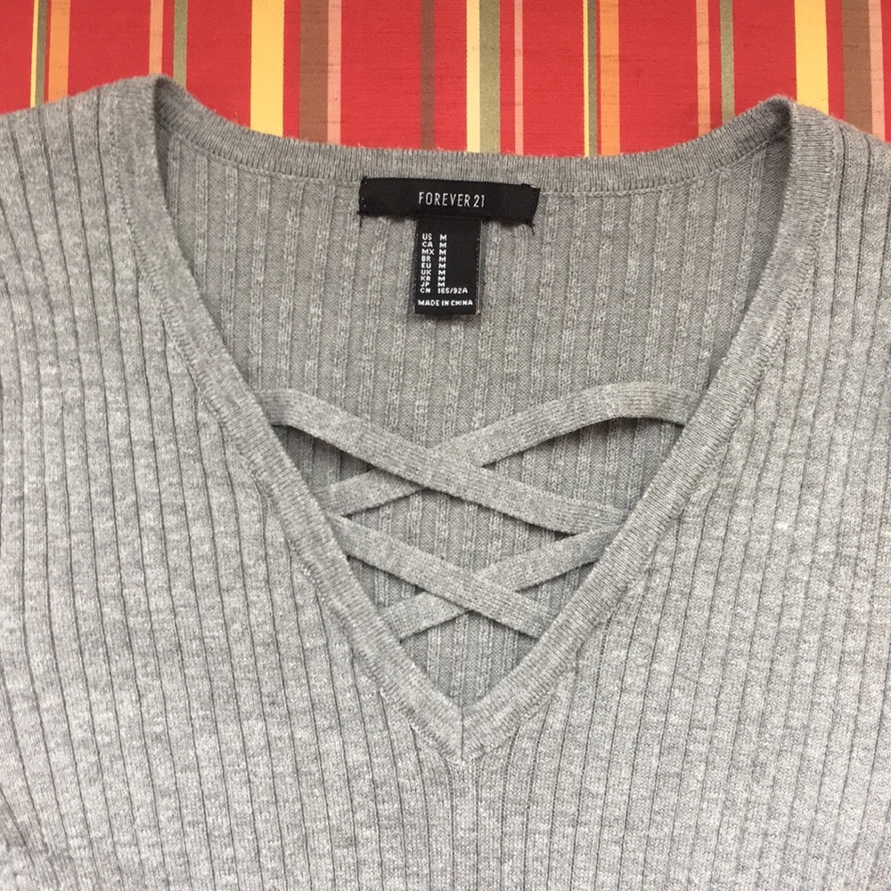 Forever 21 Long Sleeve Crop Top - Picture 7 of 10